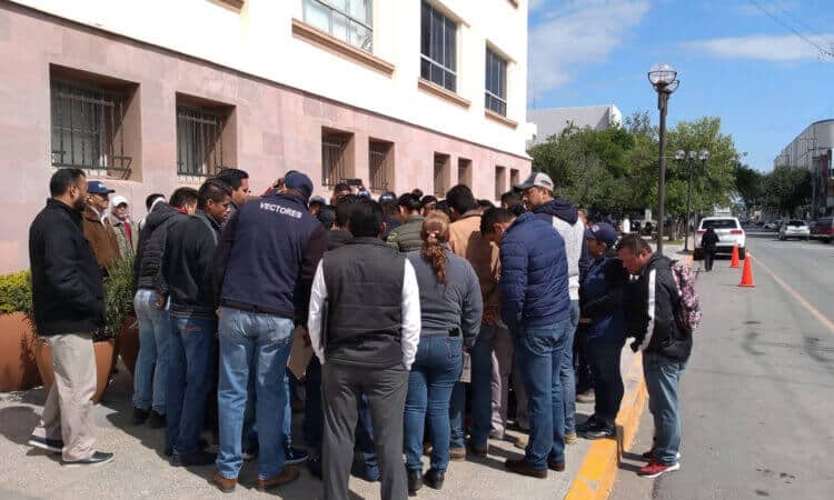 Protestaron trabajadores de Salud