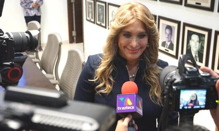 “MAKI, CAVA SU PROPIA TUMBA POLÍTICA”