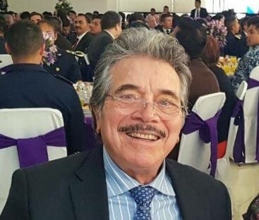 Por fin: Un auténtico Policía ¡como Jefe de la Policía en CDMX!