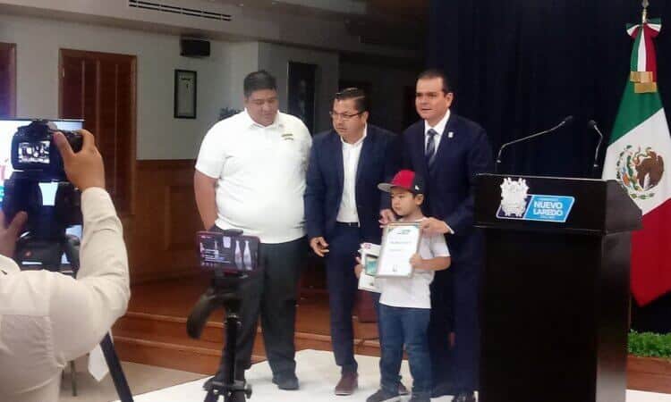 DAN BANDERAZO AL OPERATIVO PAISANO EN NUEVO LAREDO