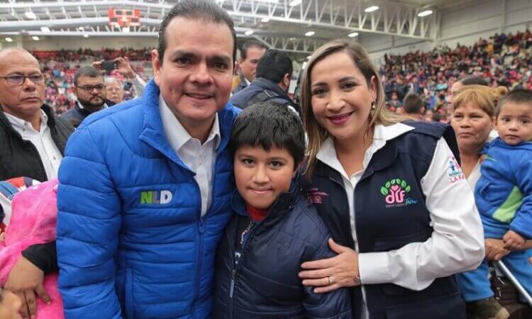 A ENRIQUE RIVAS LE PREOCUPAN Y OCUPAN LAS FAMILIAS DE NUEVO LAREDO…
