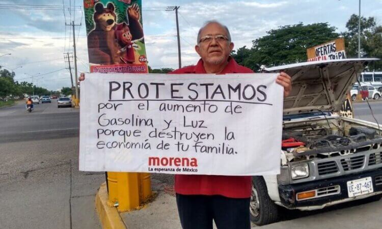 MORENA ANDA COMO MAKI: PELEADA CON TODOS