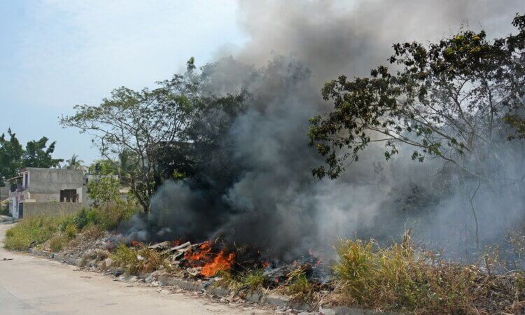 Piden a ciudadanía evitar quemar basura y zacatales