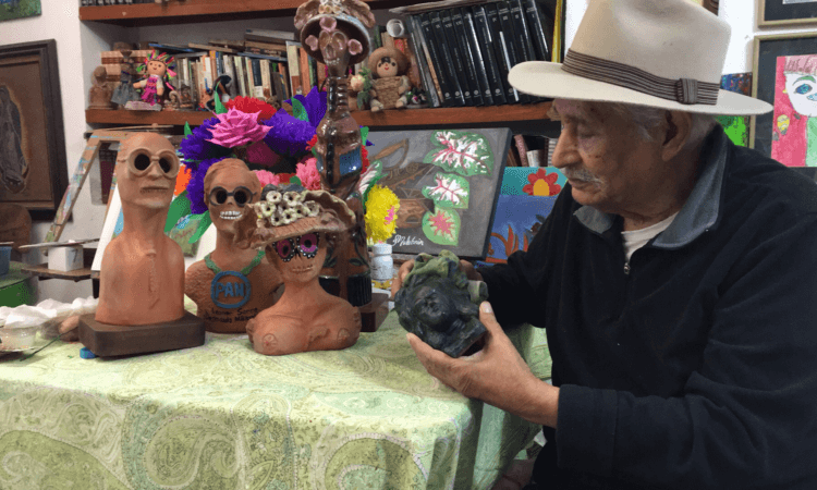 “Don Chava y sus calaveritas”.