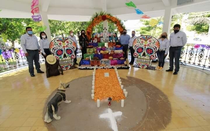 La muerte sólo viene a recordarte que VIVAS por que un día tendrás que partir.