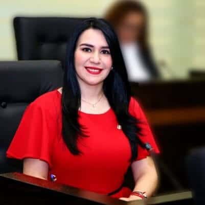 LA MEJOR DECISIÓN DE YAHLEEL, FUE HABER RENUNCIADO AL PRI….!