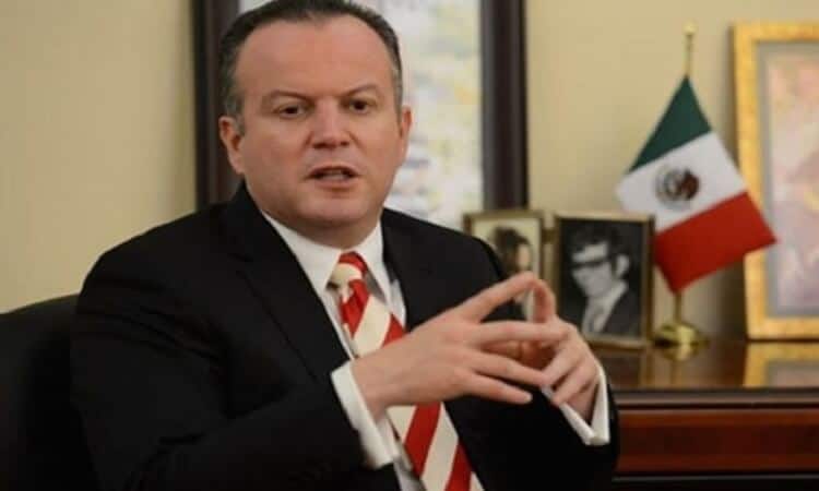 CARLOS CANTUROSAS NO PUEDE SER CANDIDATO
