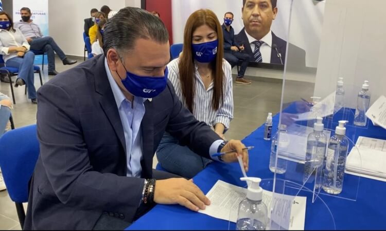 NO IRÉ A CALENTAR EL ASIENTO COMO LO HACEN LOS DE MORENA: GERARDO