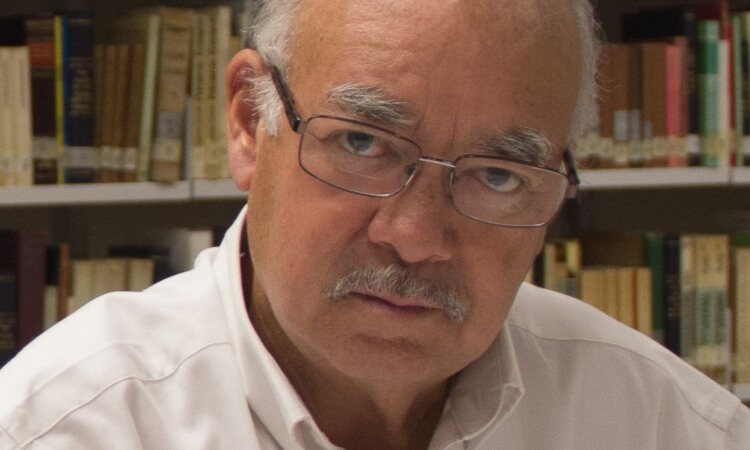 PALEROS, COMPLICES O COMERCIANTES.