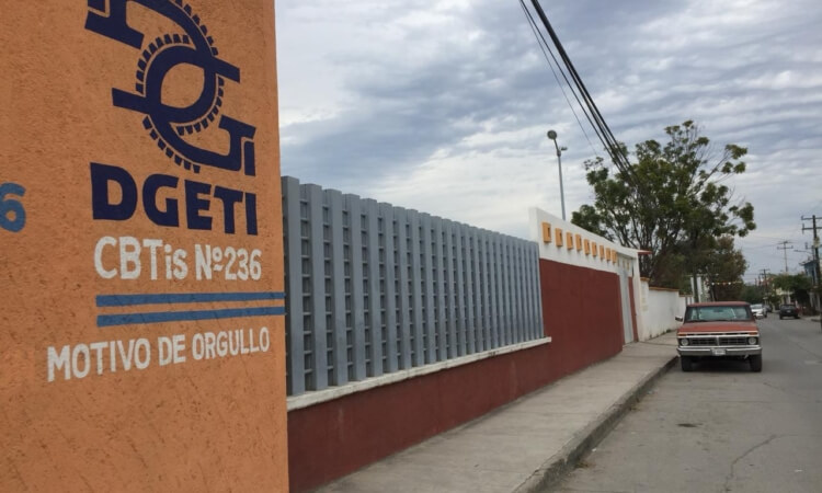 Sacan del rezago a casi 90 alumnos del Cbtis 236 que no tomaron clases en línea