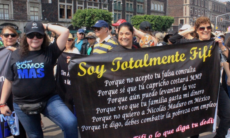 ¡HASTA EN MORENA, HAY CHAIROS Y HAY FIFÍS!