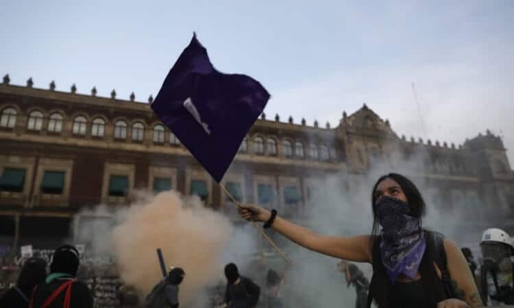 HAY MORENOS QUE QUIEREN INCENDIAR EL PAÍS