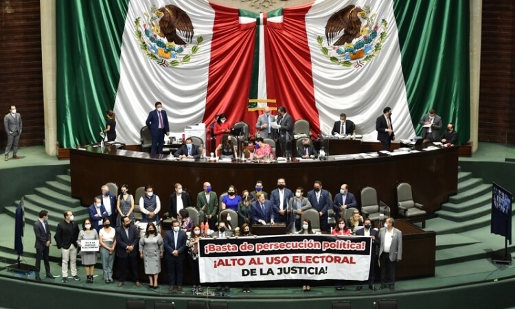 TRISTISIMO EL CIRCO ROMANO DEL CONGRESO DE LA UNIÓN