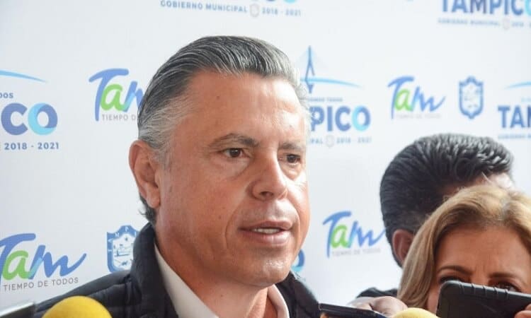 El alcalde de Tampico, Chucho Nader, pegó jonrón, otra vez
