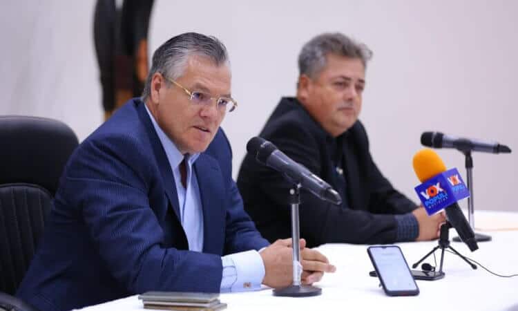 LA DIGNIDAD NO SE ENCUENTRA EN LAS ESQUINAS: RIGO RAMOS