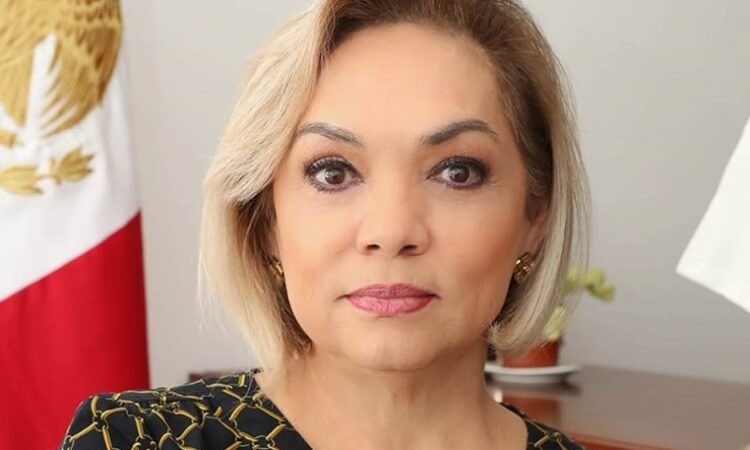 SENADORA CAMPECHANA SE PERFILA PARA DIRIGIR EL SINDICATO PETROLERO….!