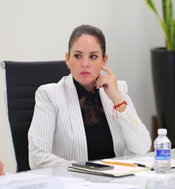 La petición de Ale Cárdenas