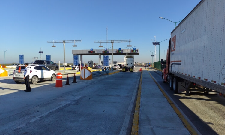 AUTOPISTA MONTERREY-NUEVO LAREDO, EN EL TRAMO LA GLORIA-SAN FERNANDO, OPCIÓN CARRETERA MODERNA, EFICIENTE Y SEGURA