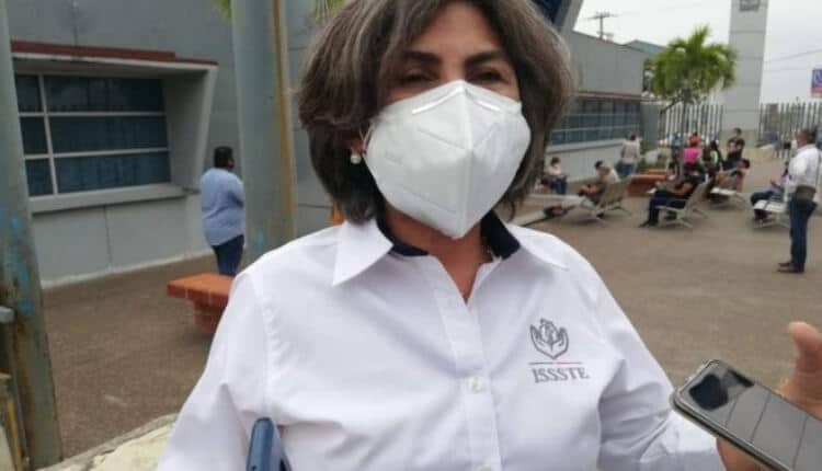 Trabajadores del ISSSTE le sacan sus trapitos a dirigente sindical