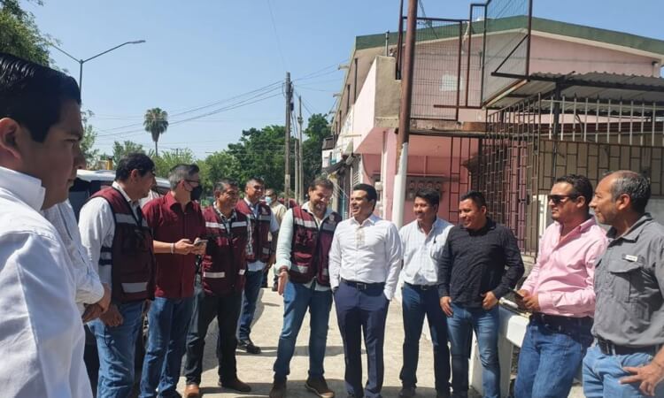 Lalo Gattás, sigue chambeando