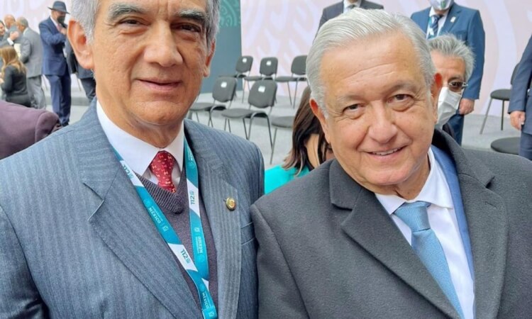 SE  IMPUSO LA RAZON Y LA JUSTICIA: AMERICO GOBERNADOR