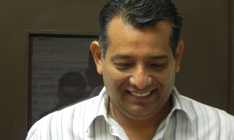 ROBERTO RODRÍGUEZ, “ARROPA GAVILLA DE AVIADORES” EN COMAPA-REYNOSA