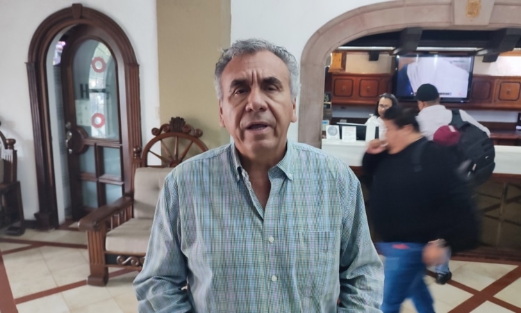 Inconformes por nueva ley de Cigarros tienen derecho a ampararse: Diputado 