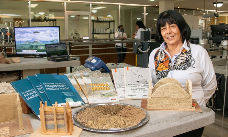 Científica de la UAT estudia técnicas sustentables para la construcción de vivienda
