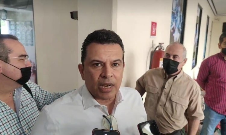 Viene programa de pavimentación para Victoria, Señala el alcalde Lalo Gattás