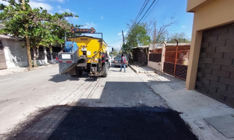 Municipio intensifica rehabilitación de vialidades en Victoria