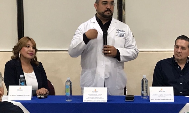 Toman protesta a nueva dirigente estatal del sindicato Mexicano de Salud (SIAMESA)