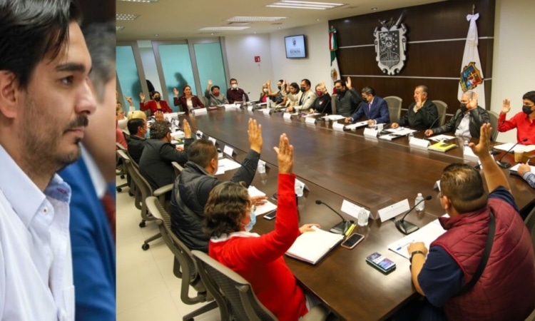 POR SIMULAR SESIONES SOLEMNES Y APOYAR AL ALCALDE, CABILDO VIOLENTA CÓDIGO FEDERAL Y REGLAMENTO MUNICIPAL