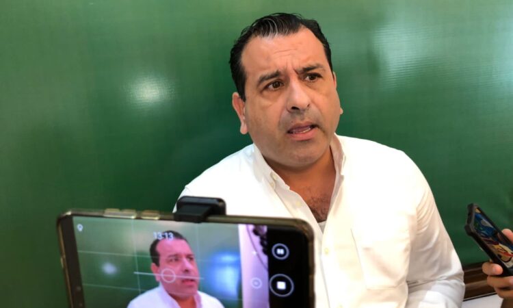 Hugo Reséndez, carta fuerte  