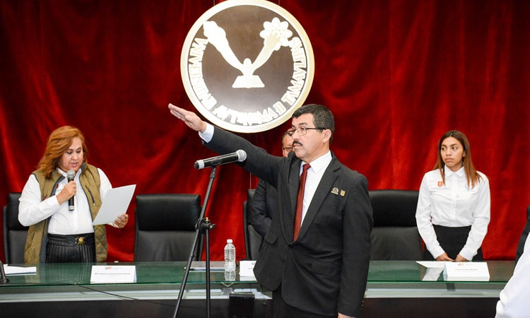 TRABAJARÉ UNIDO AL GOBERNADOR AMÉRICO VILLARREAL: RECTOR UAT