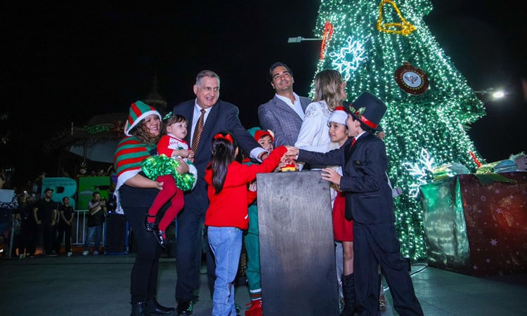 FESTEJOS NAVIDEÑOS, NO RESUELVEN LOS PROBLEMAS QUE EL PUEBLO SUFRE