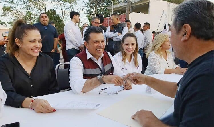 ¿SEÑALES PARA VICTORIA?: ¡ES GATTAS!