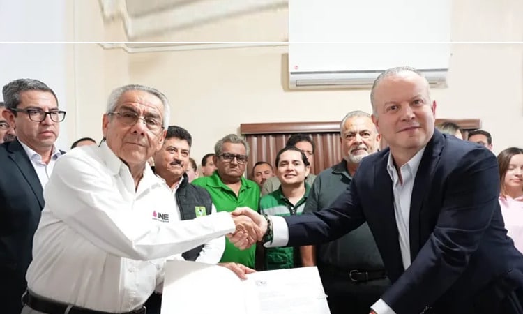 A mi querido Nuevo Laredo, le debo todo lo que tengo y lo que soy: Carlos Canturosas
