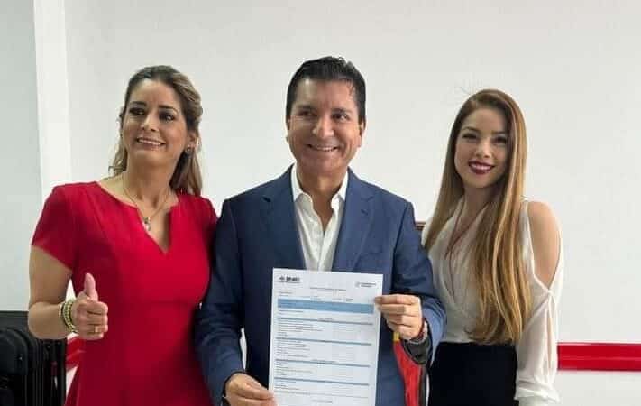 Chavira legislador migrante