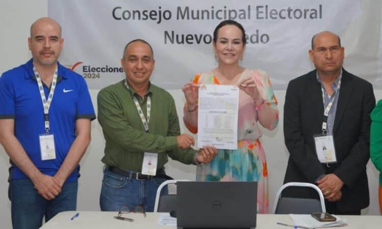 CARMEN LILIA: ¡CONVENCIÓ Y VENCIÓ!