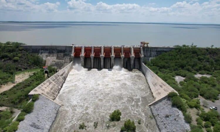 Arranca otro trasvase de agua de Nuevo León a Tamaulipas