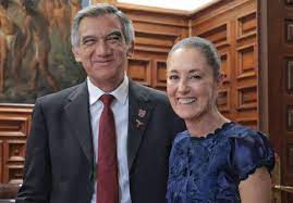 ¿AMÉRICO? MUY CERCA DE LA PRESIDENTA ELECTA