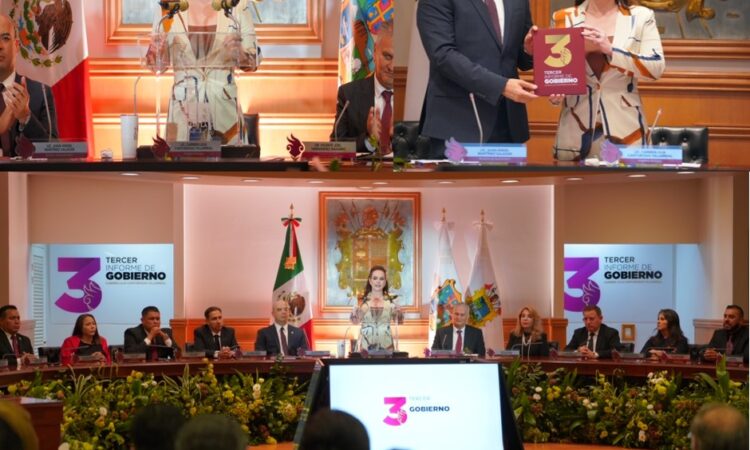 LLENO DE REALIDADES, III INFORME DE GOBIERNO DE CARMEN LILIA CANTUROSAS