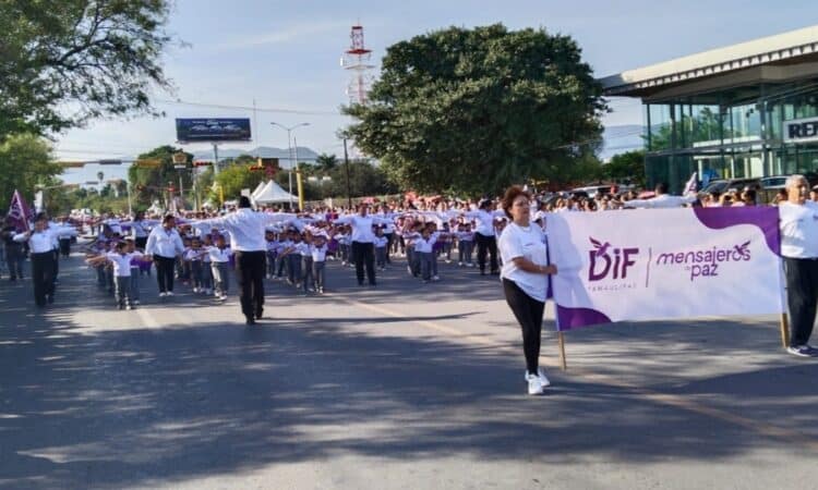 Encabeza Américo Villarreal desfile por el 114 Aniversario del Inicio de la Revolución Mexicana