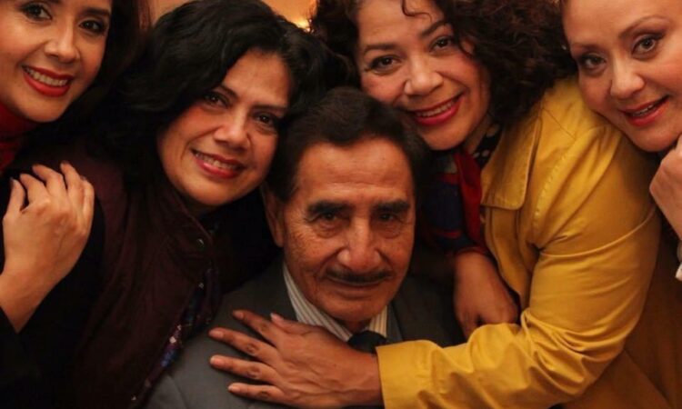 Prof. Gumersindo, a sus 18 años acabó primaria  