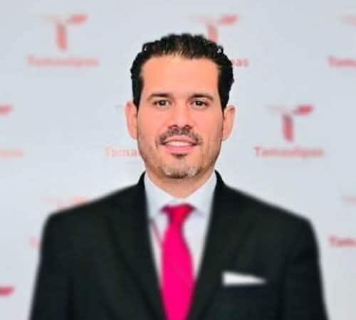 LUIS MIGUEL IGLESIAS, DESMIENTE APOYAR AL ALCALDE CARLOS PEÑA