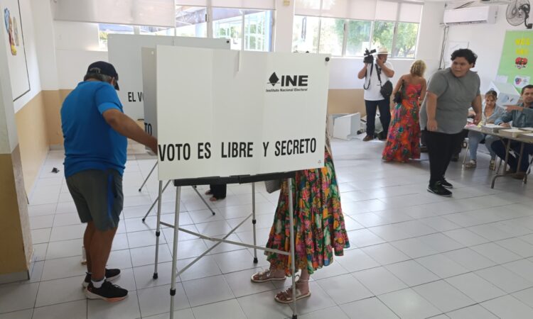  Mujeres y jóvenes son mayoría en el padrón electoral de Tamaulipas
