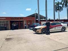 Perciben directivos mayor vigilancia de la Guardia Estatal en el exterior de escuelas.