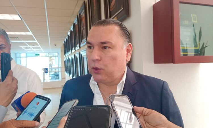 Detectan en escuelas a alumnos revendiendo comida chatarra en Tamaulipas 