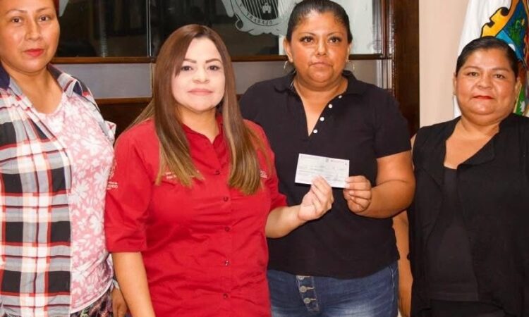 Brinda Gobierno Municipal apoyo a Primaria “Venustiano Carranza” para solucionar problemática de energía eléctrica