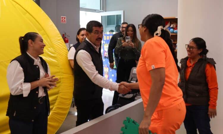 Supervisa rector los campus previo al inicio de clases en la UAT